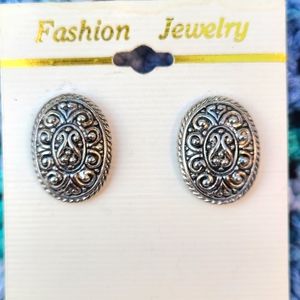Vintage Vtg Silver Tone Clip On Earrings